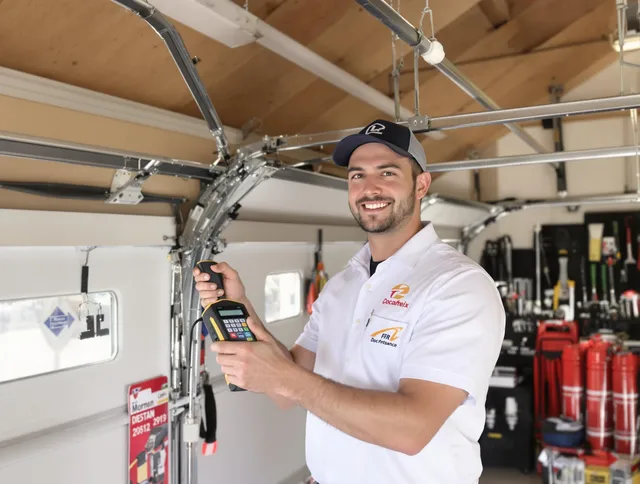 Seymour Garage Door Repair local technician providing expert garage door repair in Seymour neighborhood
